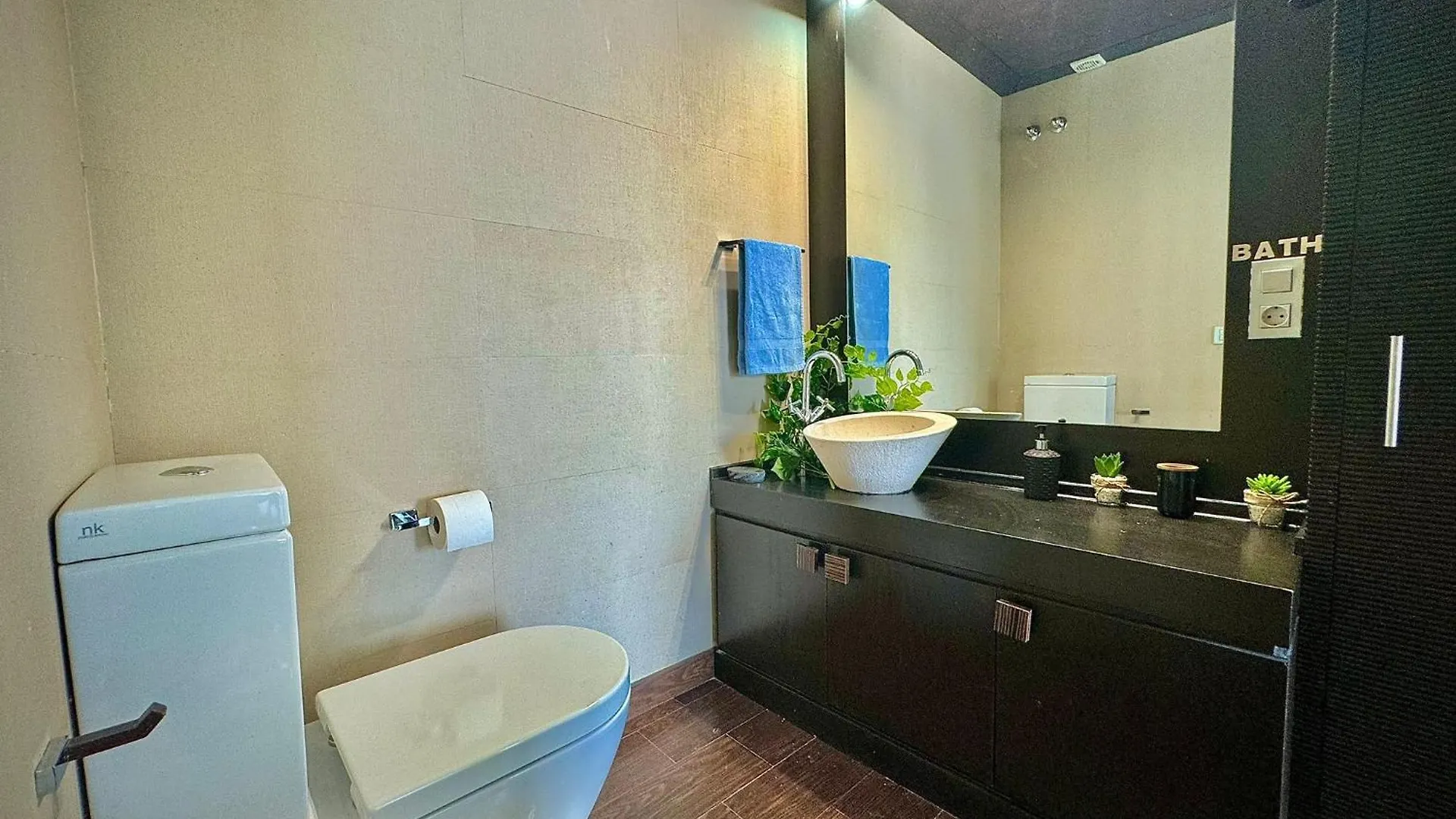 Apartamento Con Vistas Al Mar En Nueva Andalucia Marbella 0*,  İspanya