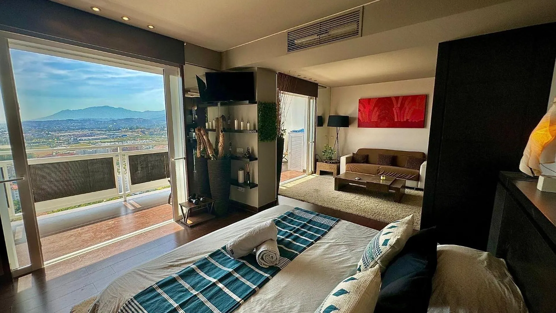 Apartamento Con Vistas Al Mar En Nueva Andalucia Marbella