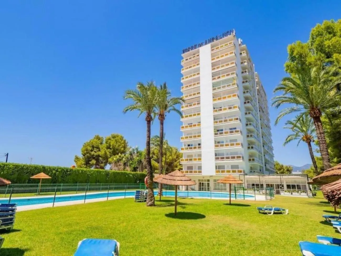 Apartamento Con Vistas Al Mar En Nueva Andalucia Marbella 0*,