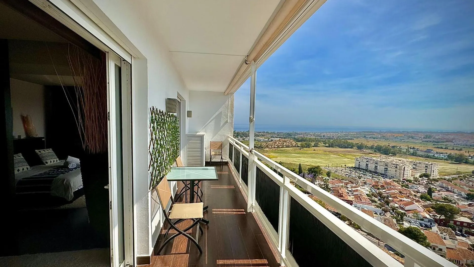 Apartamento Con Vistas Al Mar En Nueva Andalucia Marbella 0*,  Spain